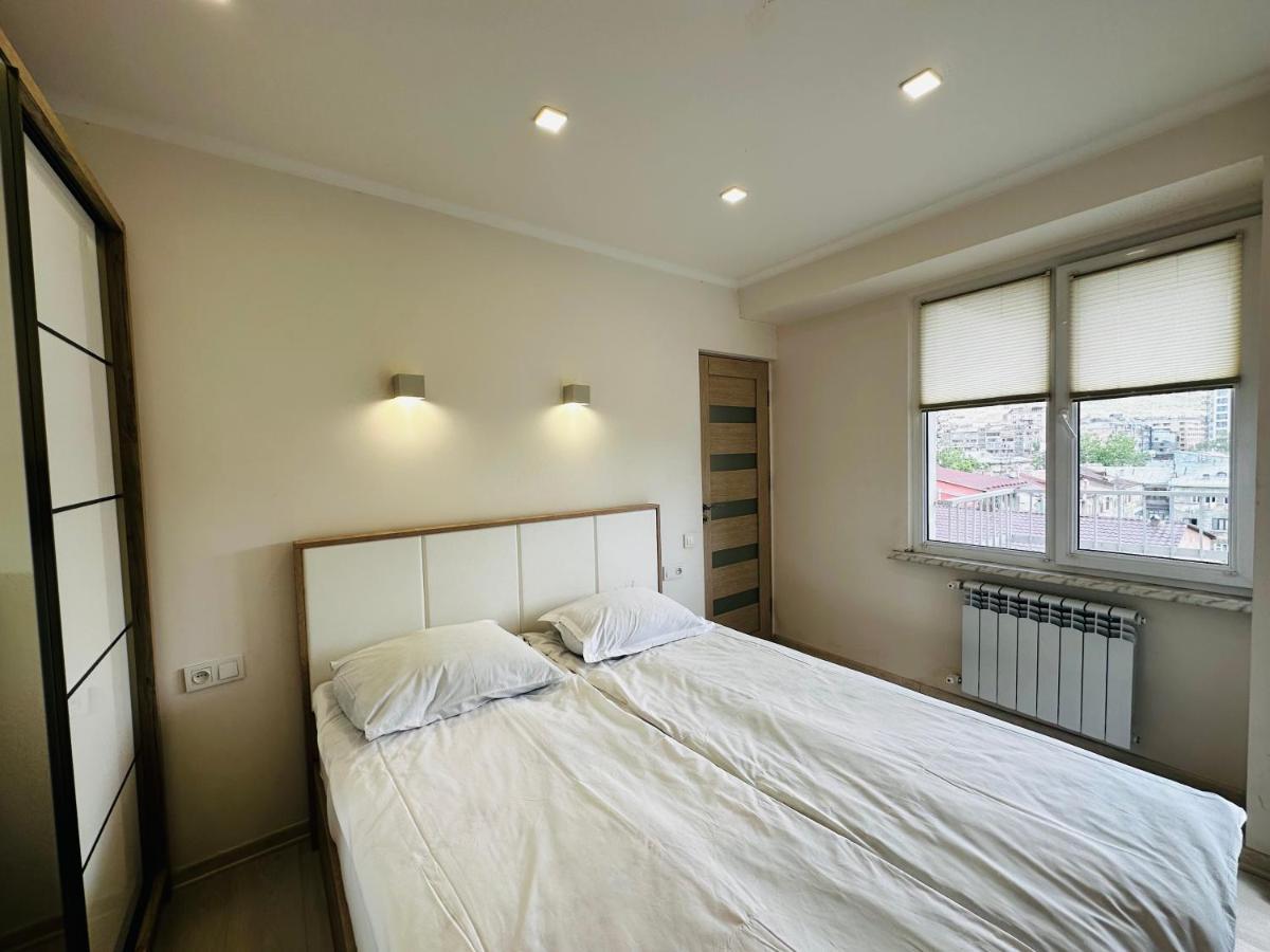 Suite Apartment On Pushkin Street Erévan Extérieur photo